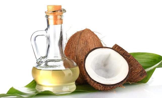 Different extraction methods of raw coconut oil